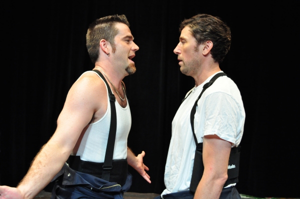 Photo Flash: REASONS TO BE PRETTY At The Phoenix Theater Image