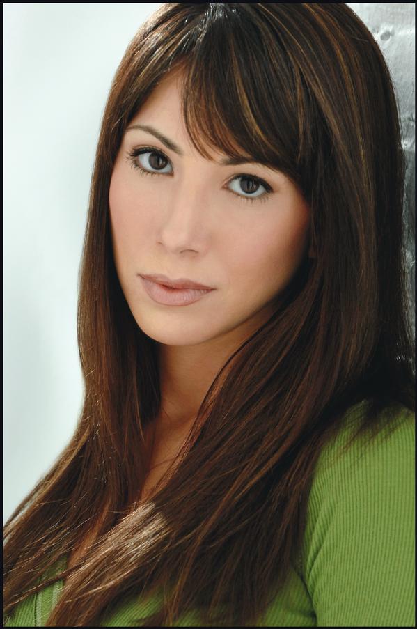 Lyn Philistine Photo