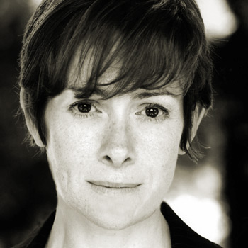 Emma Fielding (i) Photo