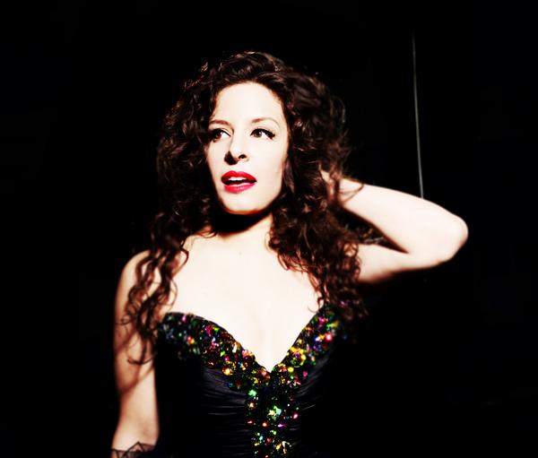 Amy Lynn Photo