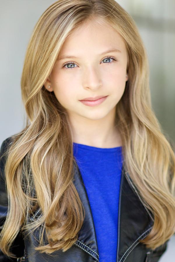 Emily Rosenfeld Headshot Photo