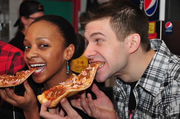 Photo Coverage: 'A Slice of Broadway' Honors MEMPHIS with 'Huey's Bad Boy' Pizza Image