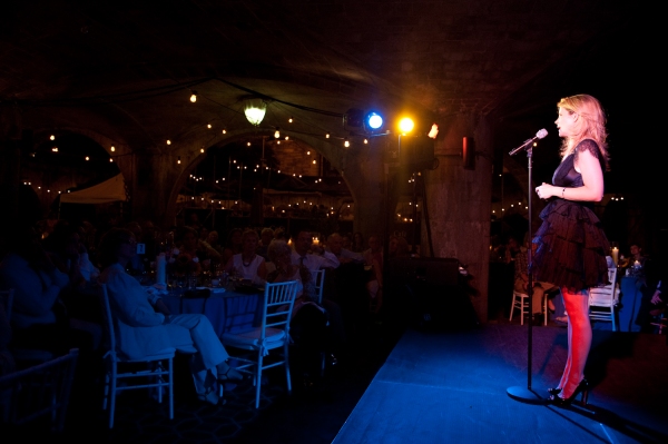 Photo Flash: Kelli O'Hara Sings At Riverside Park Fund's Broadway At The Boat Basin Image