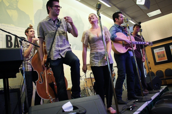 Photo Coverage: MILLION DOLLAR QUARTET Celebrates Cast Album Release at Barnes & Noble Image