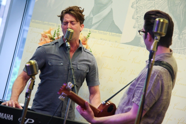Photo Coverage: MILLION DOLLAR QUARTET Celebrates Cast Album Release at Barnes & Noble Image