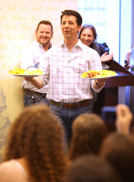 Photo Coverage: PROMISES, PROMISES Celebrates Cast Album Release at Barnes & Noble Image