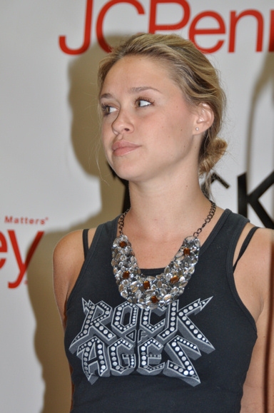 Photo Coverage: JCPenney and the Cast of Rock of Ages Kick Off Broadway in Bryant Bark! Image