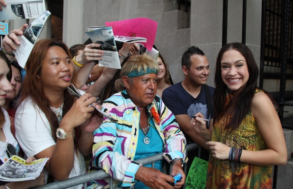 Photo Coverage: HAIR's Closing Stage Door! Image