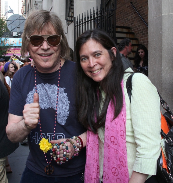 Photo Coverage: HAIR's Closing Stage Door! Image