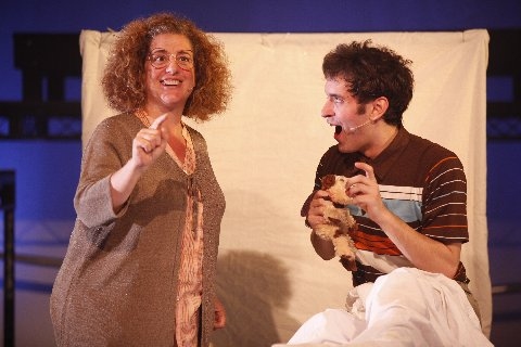 Photo Flash: I'LL BE DAMNED at The Vineyard Image