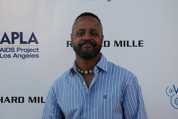 Photo Coverage: APLA Raises $235K with Art Auction Image