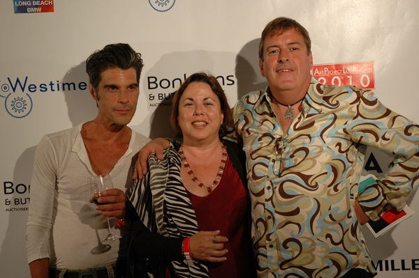 Photo Coverage: APLA Raises $235K with Art Auction Image