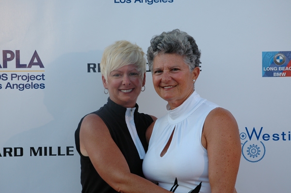 Photo Coverage: APLA Raises $235K with Art Auction Image