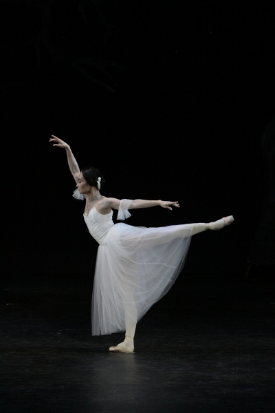 Photo Flash: Ballet Manila Presents GISELLE 