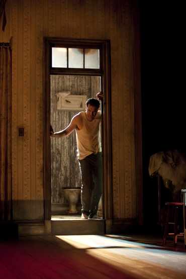 Photo Flash: Guthrie Theater Presents A STREETCAR NAMED DESIRE Image