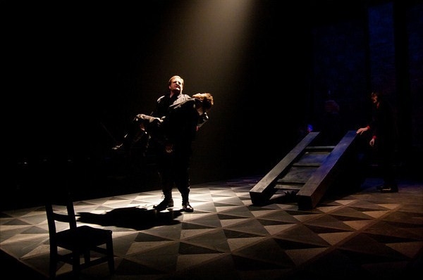 Photo Flash: Wide Eyed Productions Presents HENRY VI Part III Image