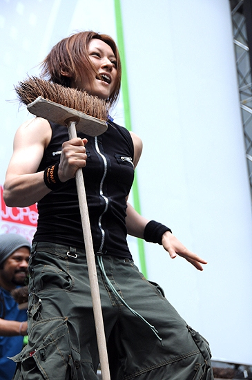 Photo Coverage: PROMISES, HEIGHTS et al. Play Broadway in Bryant Park, 7/8 Image
