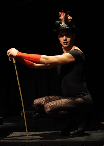 Photo Flash: Goodman's La Visita de la Vieja Dama Image