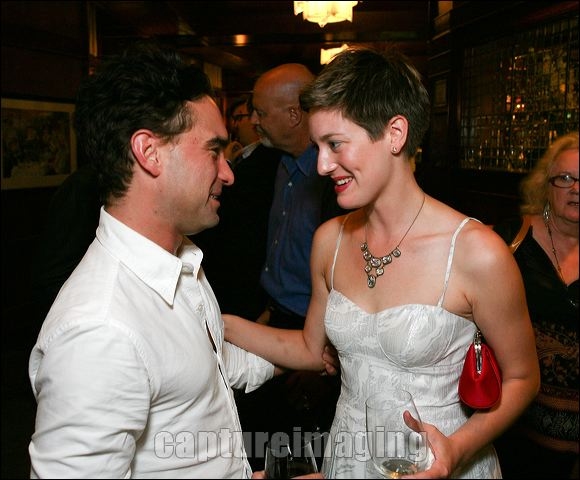 Johnny Galecki (L) and cast member Zoe Perry  Photo