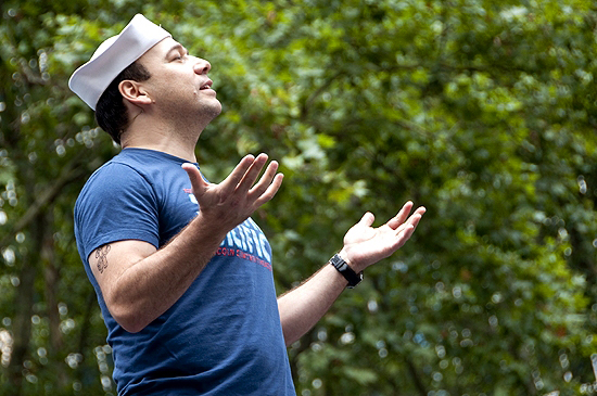 Danny Burstein (South Pacific) Photo