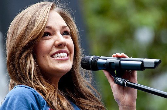 Laura Osnes (South Pacific) Photo