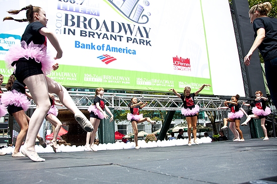 Photo Coverage: MEMPHIS, ELLIOT, PACIFIC and More Play Broadway in Bryant Park, July 15 