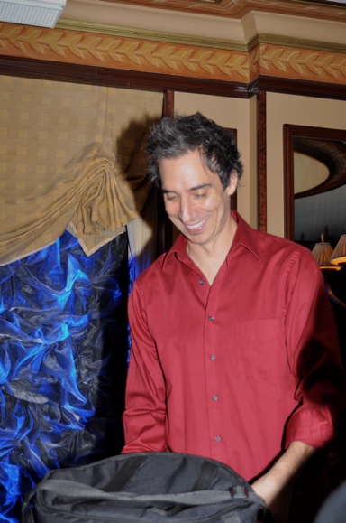 Photo Coverage: Gonzalez, Abraham et al. Sing Neil Berg at Feinstein's Image