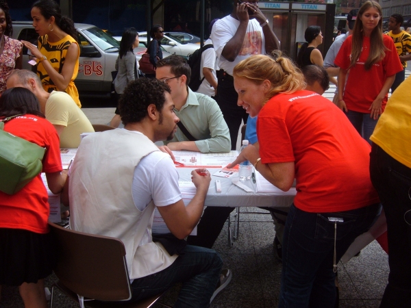 Corbin Bleu with volunteer  Photo