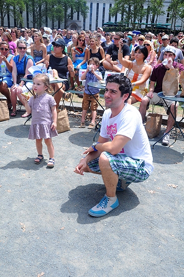 Photo Coverage: Broadway in Bryant Park, July 22 Image