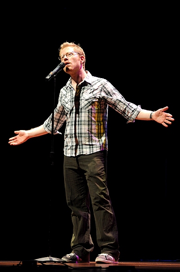 Photo Coverage: Baldwin, Luker, Rapp et al. in 'Broadway Stands Up for Freedom' Concert Image