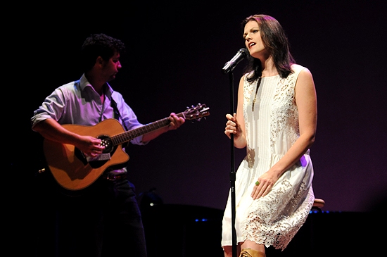 Photo Coverage: Baldwin, Luker, Rapp et al. in 'Broadway Stands Up for Freedom' Concert Image