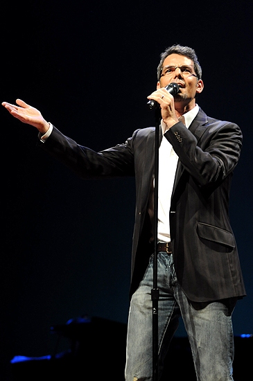 Photo Coverage: Baldwin, Luker, Rapp et al. in 'Broadway Stands Up for Freedom' Concert Image