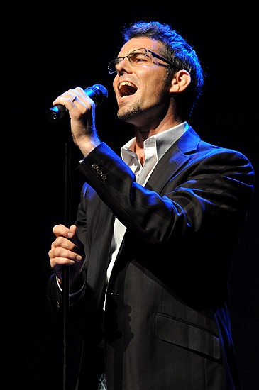 Photo Coverage: Baldwin, Luker, Rapp et al. in 'Broadway Stands Up for Freedom' Concert Image