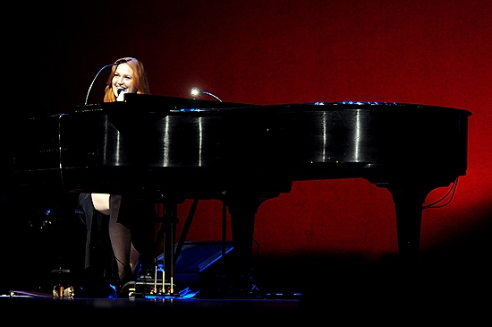 Photo Coverage: Baldwin, Luker, Rapp et al. in 'Broadway Stands Up for Freedom' Concert Image