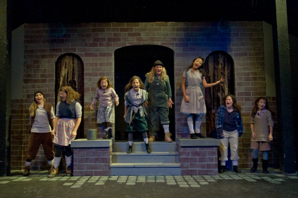 Photo Flash: The Town Players Present ANNIE Image