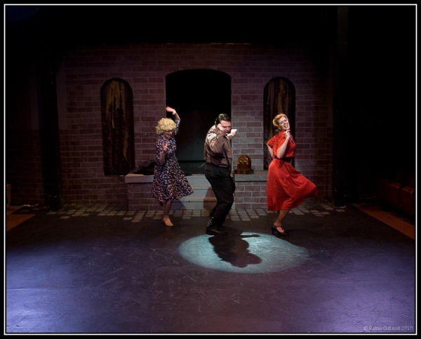 Photo Flash: The Town Players Present ANNIE Image