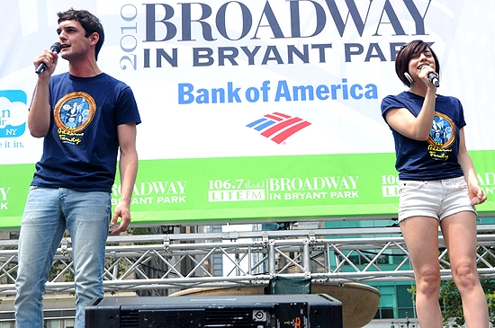 Photo Coverage: WICKED, NORMAL, ADDAMS & LION KING Play Broadway In Bryant Park Image