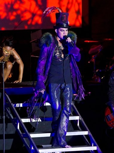 Photo Coverage: Adam Lambert performs at Mandalay Beach Image