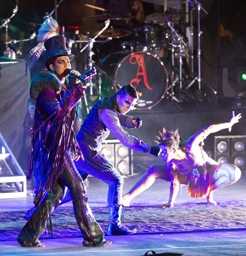 Photo Coverage: Adam Lambert performs at Mandalay Beach Image