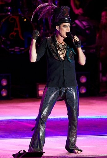 Photo Coverage: Adam Lambert performs at Mandalay Beach Image