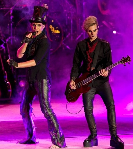 Photo Coverage: Adam Lambert performs at Mandalay Beach Image