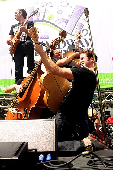 Photo Coverage: QUARTET, FELA!, AVENUE Q & More Play Broadway in Bryant Park! Image
