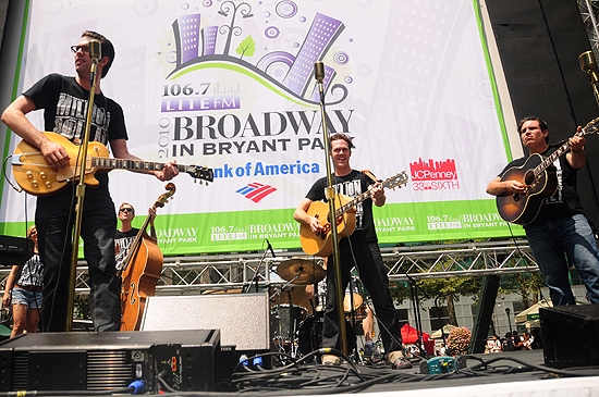 Photo Coverage: QUARTET, FELA!, AVENUE Q & More Play Broadway in Bryant Park! Image