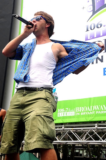 Photo Coverage: QUARTET, FELA!, AVENUE Q & More Play Broadway in Bryant Park! Image