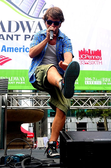 Photo Coverage: QUARTET, FELA!, AVENUE Q & More Play Broadway in Bryant Park! Image