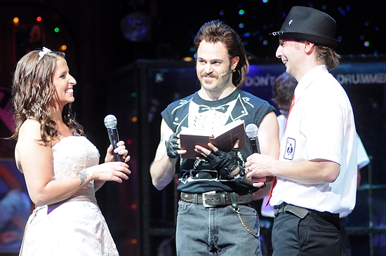 Photo Coverage: Fontanas Say 'I Do' with ROCK OF AGES! Image