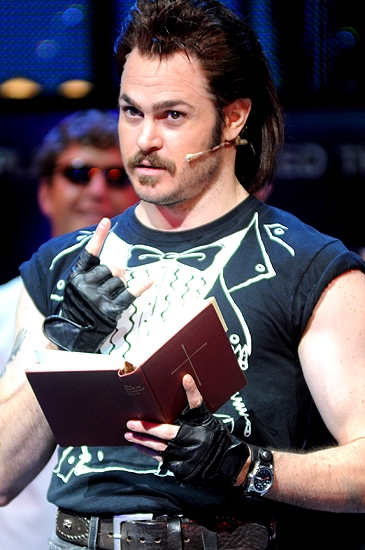 Photo Coverage: Fontanas Say 'I Do' with ROCK OF AGES! Image