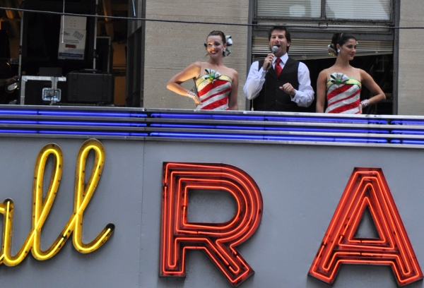 Photo Coverage: Rockettes Kick Off 2010 Radio City Chistmas Spectacular with Nationwide Kickline Image