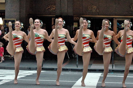Photo Coverage: Rockettes Kick Off 2010 Radio City Chistmas Spectacular with Nationwide Kickline Image