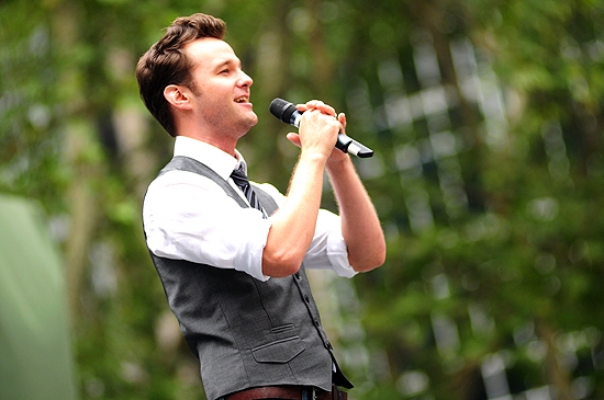 Photo Coverage: LA CAGE, IDIOT, WEST SIDE STORY & More Play Broadway in Bryant Park! Image
